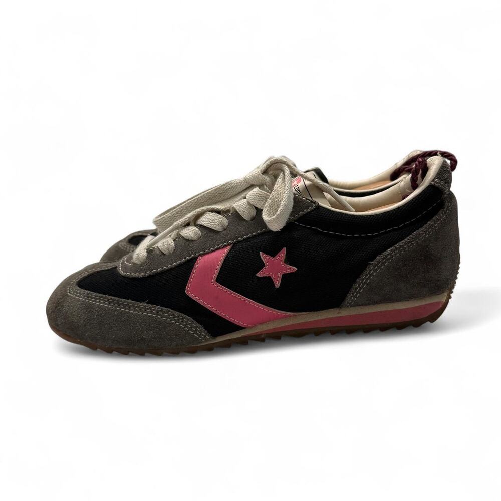 Y2K Vintage Converse All Star 70s black and pink sneakers with pink star logo